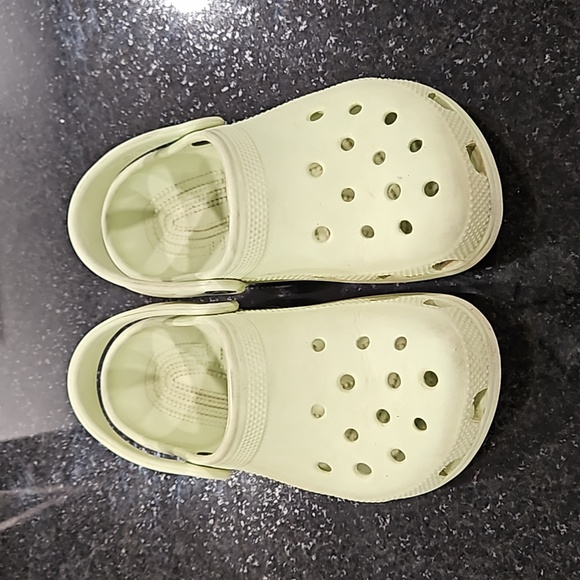 Crocs - Picture 2 of 5